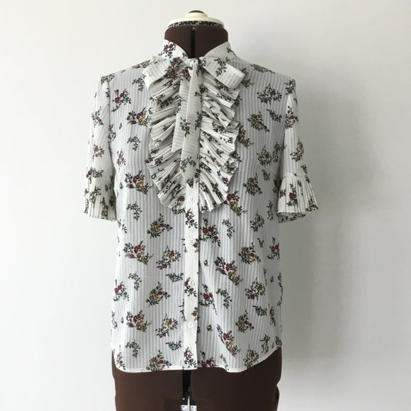 Floral Blouse with Pleated Jabot - Picture 1 of 6